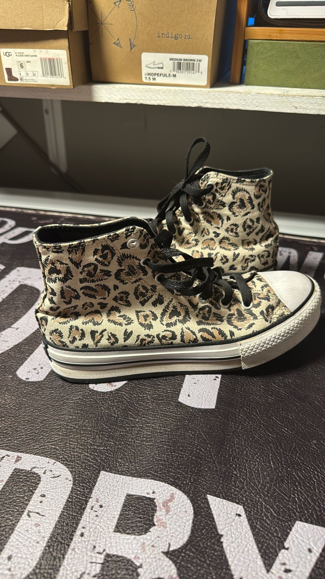 Converse