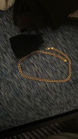 gold necklace