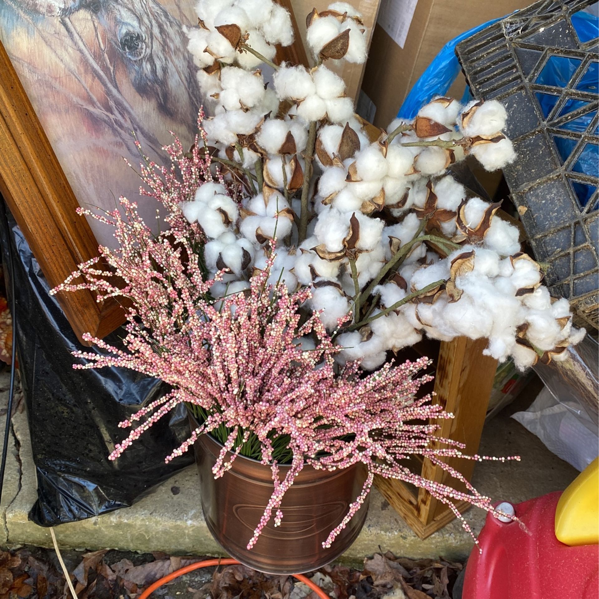 Ga Planter Pot And Flowers