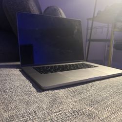 MacBook Pro 16” M1 Max 32GB RAM 2TB sdd PARTS ONLY