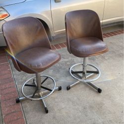 Swiveling Bar Stools