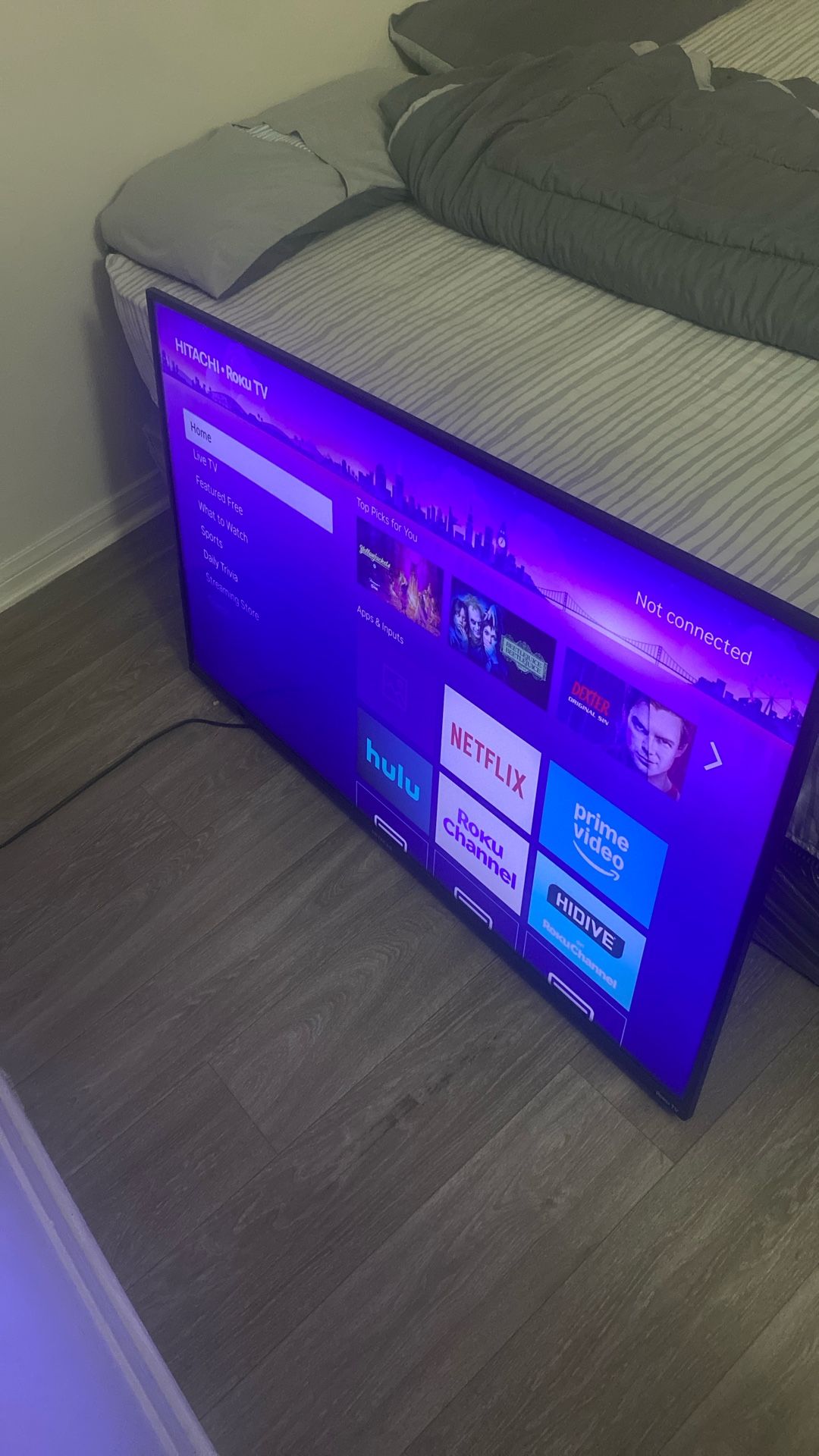 Hitachi Flatscreen Tv 