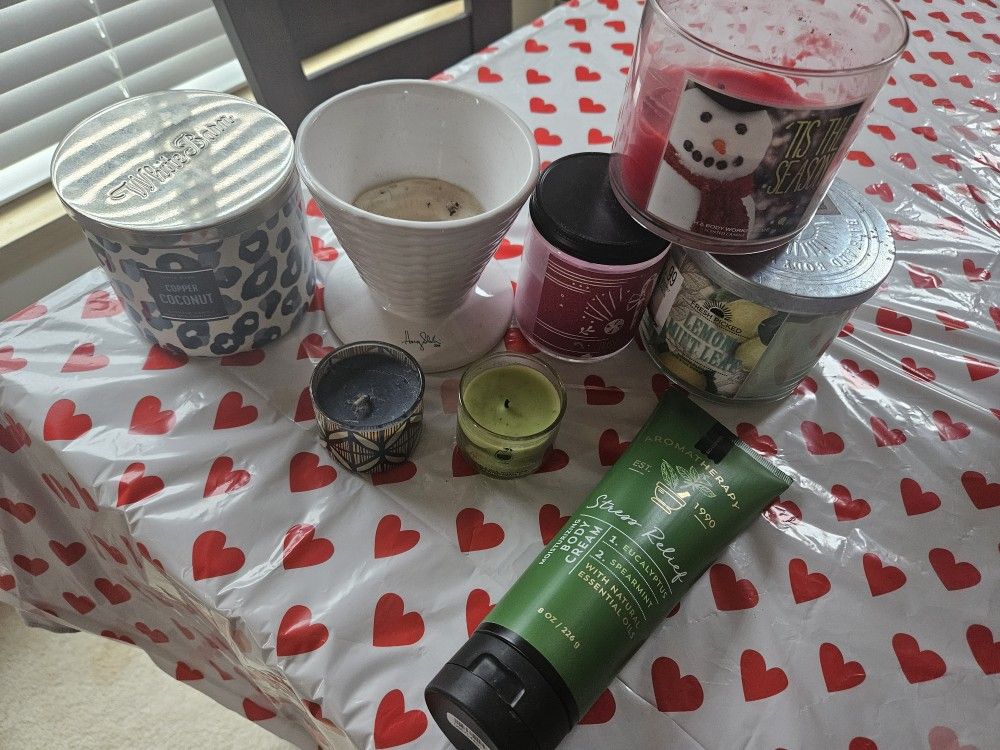 Bath & Body Works Candles ALL FOR $20