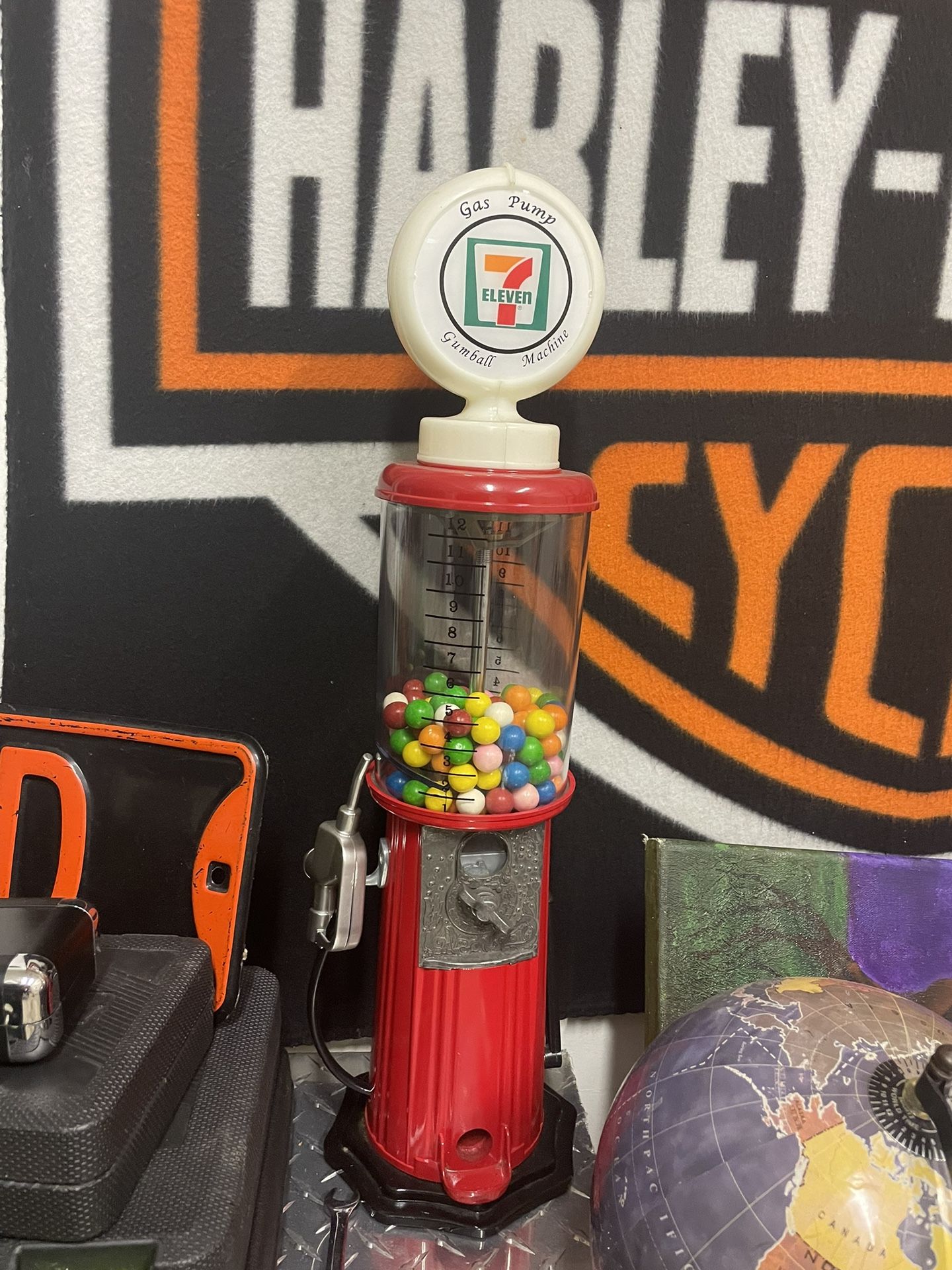 7-11 Gumball Machine