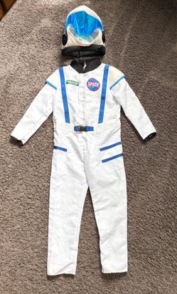 Kids Astronaut costume $10