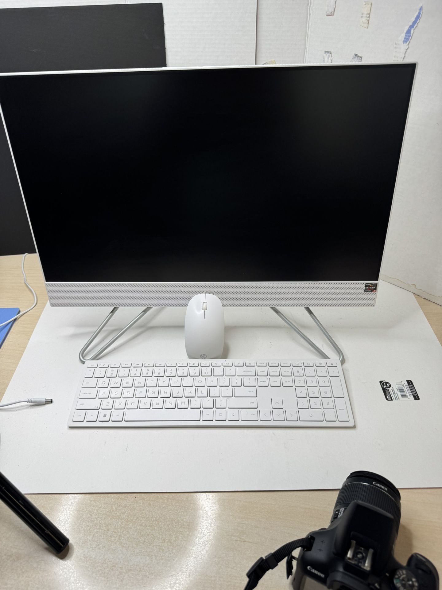 HP 24" All-In-One Touchscreen PC – Ryzen 5, 8GB RAM, 1TB HDD – Fast & Clean Setup