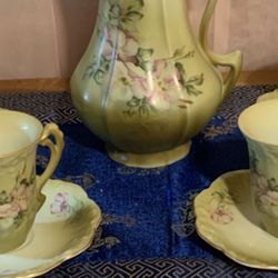 A Beautiful Nippon Cocoa Server With you 4 Cups And 4 saucers/ A Nine Piece Set On Like New Condition / Dogwood Pattern!