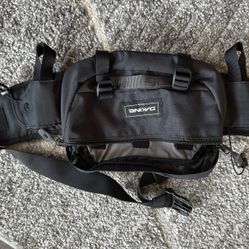 Dakine, 2L Hot Laps Waist Pack, Black