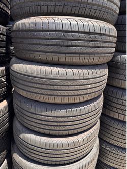 195/65R15 Nexen en perfectas condiciones de Vida las 4
