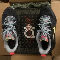 The Nike KD 15 Beginnings Men's Basketball Shoes in size 11 