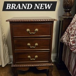 BRAND NEW HAND CARVED MAHOGANY NIGHTSTAND 