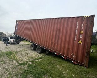 40 Foot Containers