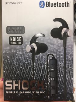 NWT Bluetooth wireless earbuds with mic