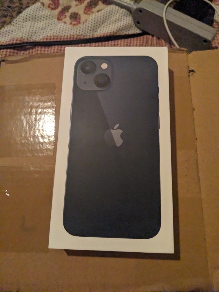 IPhone 13 128gb (New)