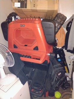 Jeep Power Wheel Comes With Radio 