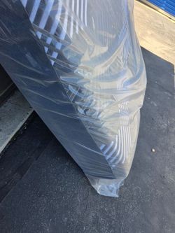 Queen size mattress  14"