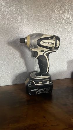 Makita 18V Cordless Impact Driver with Battery