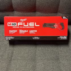 Milwaukee M18 FUEL GEN-2  SAWZALL (Tool-Only)