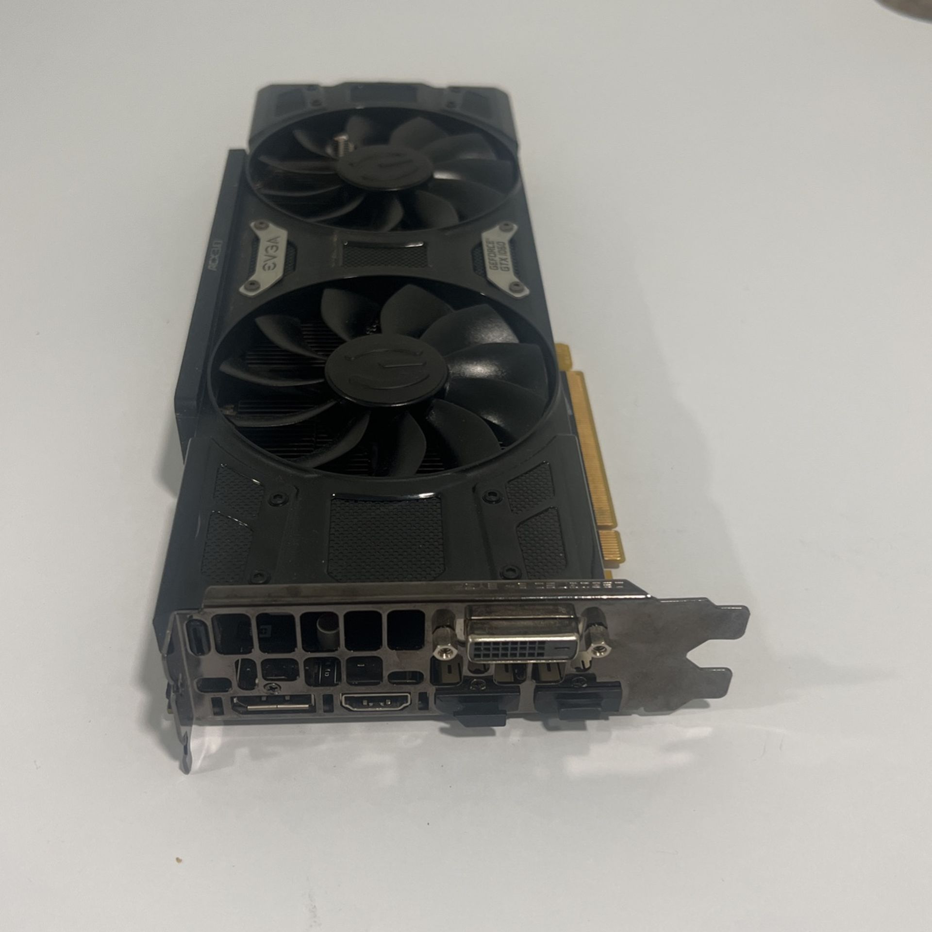 EVGA NVIDIA GeForce GTX 1060 SSC ACX 3.0 3GB GDDR5 192-Bit Gr Card for ...