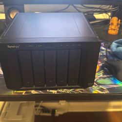 Synology DS1513+
