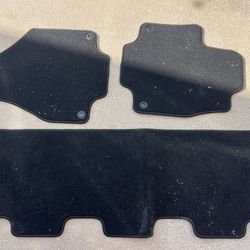 Chrysler Pacifica 2017-2026 Hybrid Floor Mats