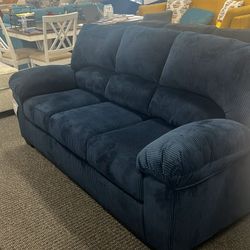 SimpleJoy Sofa
Ashley Furniture$10 Down Payment And Financing Available