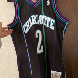 1992-93 Larry Johnson NBA Jersey Nostalgia Mitchell & Ness 
