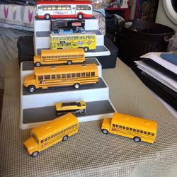 Collectible School Buses And Others 