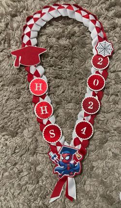 Graduation leis