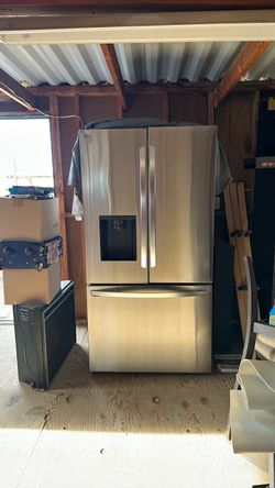 LG  French Door REFRIGERATOR