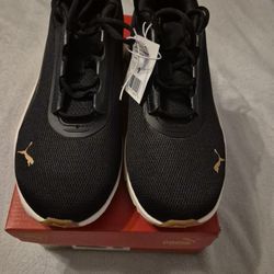 Puma Women's Sneakers 