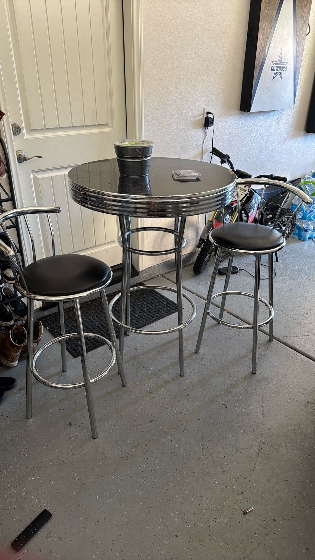 Bar Table