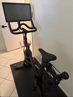 3rd Generation Peloton Original Bike, Mat, Swivel Screen, Size 40 Shoes, and 3 Pound Weights