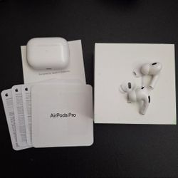 Apple AirPods Pro 2 Wireless Earbuds, Active Noise Cancellation, Hearing Aid Feature, Bluetooth Headphones, Transparency, Personalized Spatial Audio, 