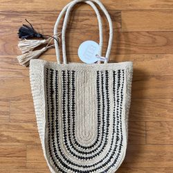 NWT BTB Los Angeles woven tote bag (11.5x4x14.5”)