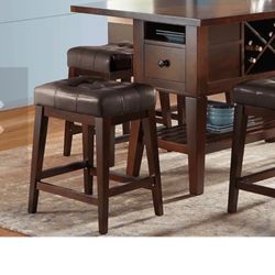 Beautiful Dark Mahogany dining room set