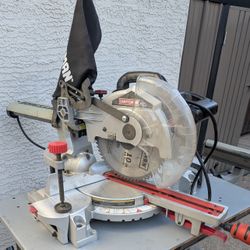 10" Craftsman sliding compound miter saw