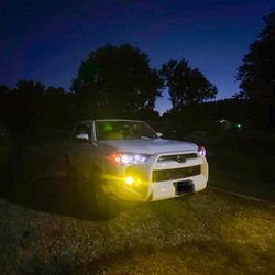 9007/HB5 LED Headlight Bulbs 10000 Lumens Super Bright 60W 6000K White High Beam/Low Beam LED Headlights Conversion Kit with Fan, Pack of 2 