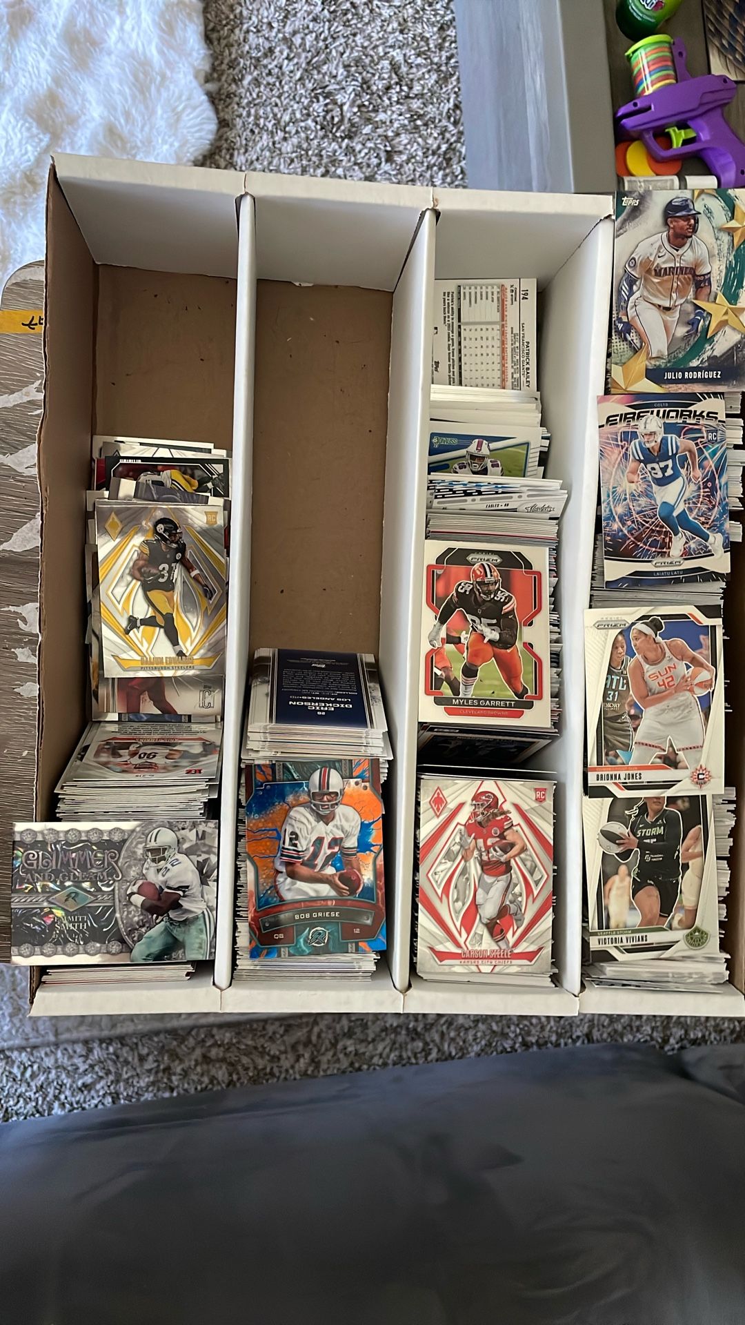 Multiple Sport Card Lot