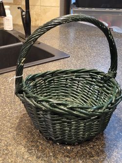 Large dark green sturdy wicker basket with handle 13" diameter 15" height with handle