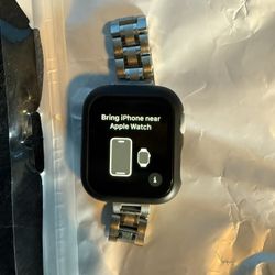 Apple Watch Series 6 (40mm) + Accessories Bundle
