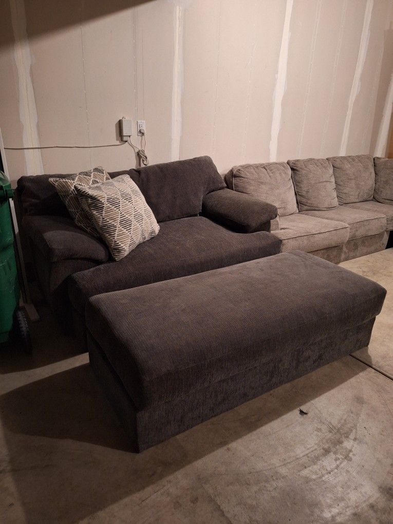 Oversized Loveseat With Matching Pillows And Large Ottoman