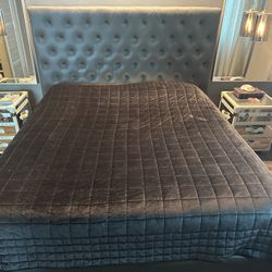 King Headboard & Bed frame - Pick Up From Brickell (33131)