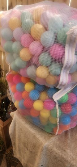 softplay balls