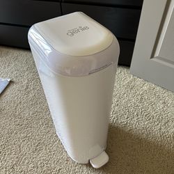Diaper Genie Platinum Diaper Pail (Lily White - Stainless Steel)