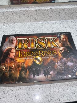 Risk: The Lord of The Rings Trilogy - The Middle Earth Conquest Game - Complete!
