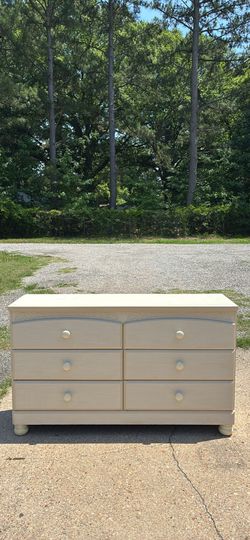 ✨White 6 drawers bedroom dresser✨