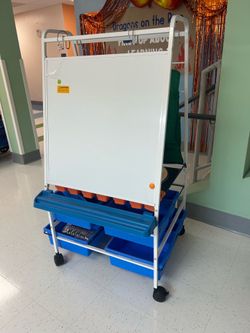 Classroom Easels with witheboard for sale