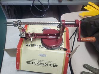 Apple peeler