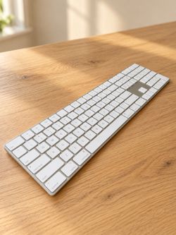 Apple Magic Keyboard with Numeric Keypad - Model A1843